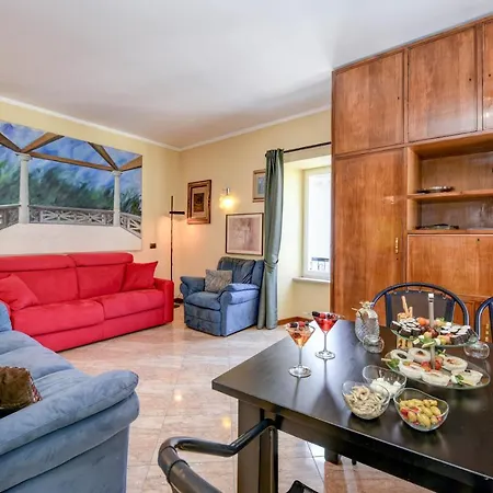 Desenzanoloft Official Partner Marriott Homes & - Queen Of Castle View Apartment *
