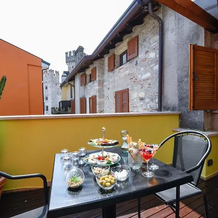Apartment Desenzanoloft Official Partner Marriott Homes & - Queen Of Castle View
